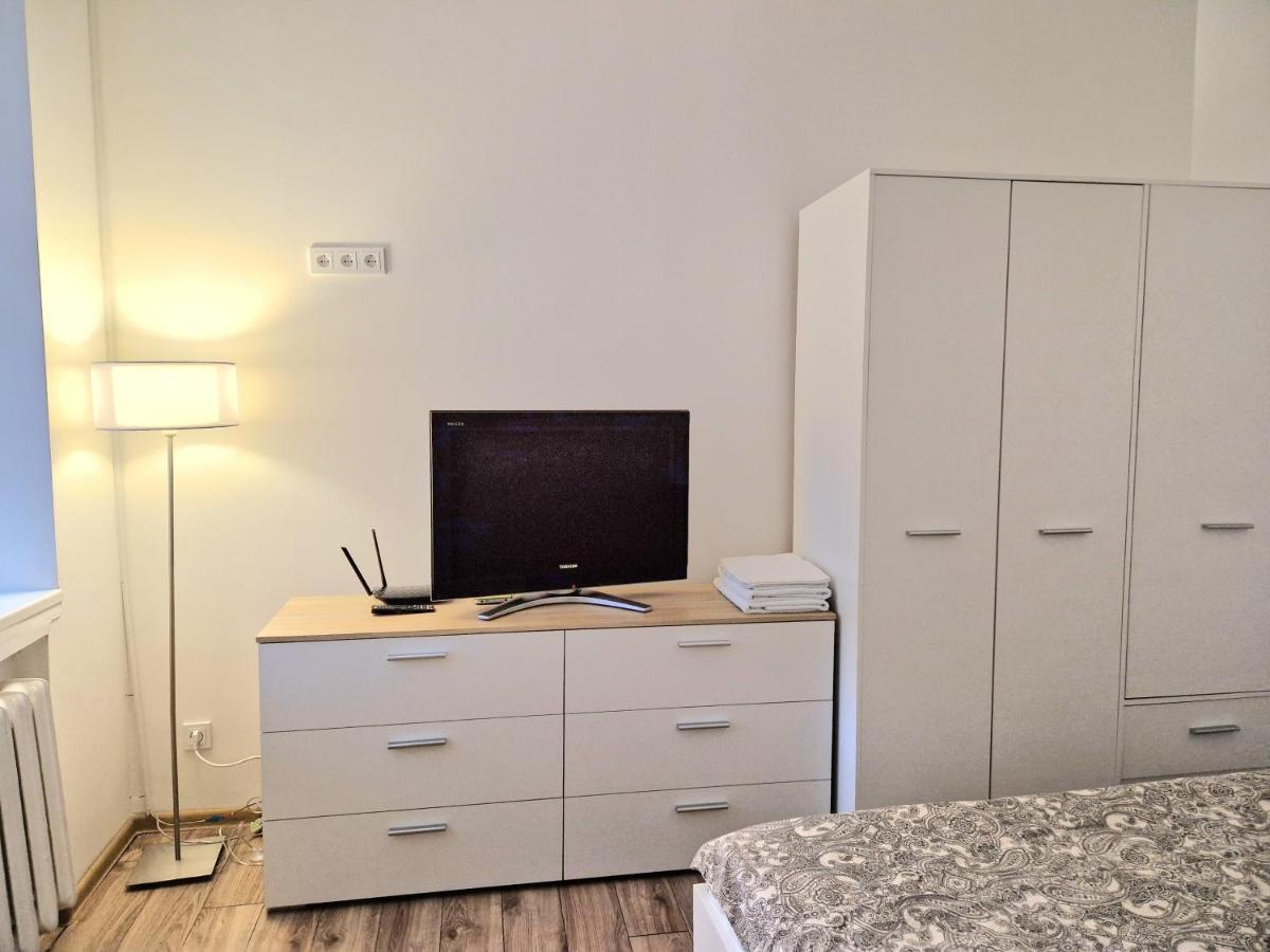 Appartamento Cozy Studio In Heart Of Old Town Vilnius Esterno foto